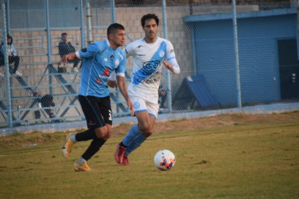 Miguel Restelli analiza repetir ante Cañuelas mismo equipo