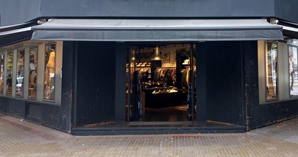 Siguen los robos en comercios en pleno centro