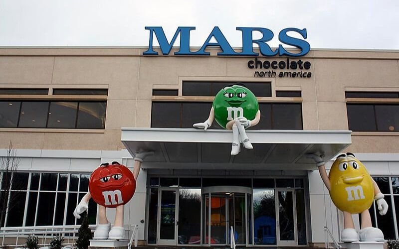 Estados Unidos: dos trabajadores quedaron atrapados en un tanque de chocolate