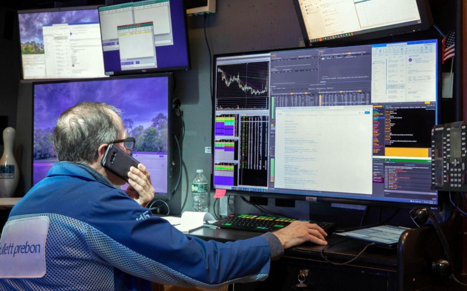 Wall Street cae en picada en la apertura por temor de inflación