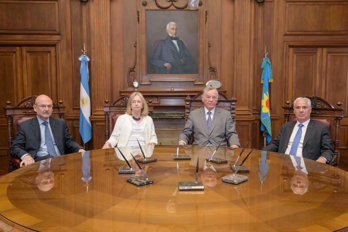 Los tironeos políticos para cubrir las vacantes en la Suprema Corte