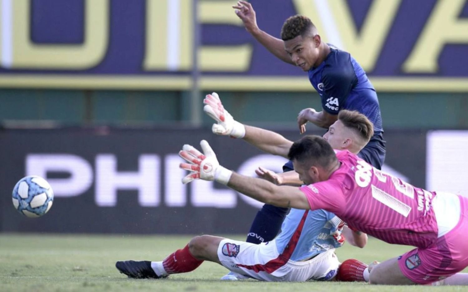La agenda deportiva del sábado: partidos, horarios y TV