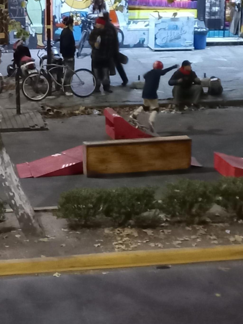 Quejas por los ruidos molestos en diagonal 74