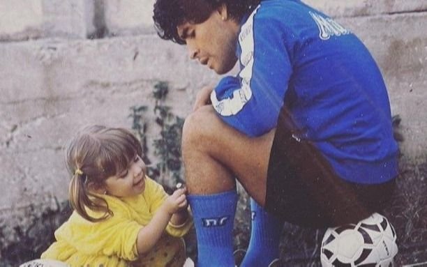 "Loco de atar": la emotiva carta de Dalma Maradona a Diego en el Día del Padre