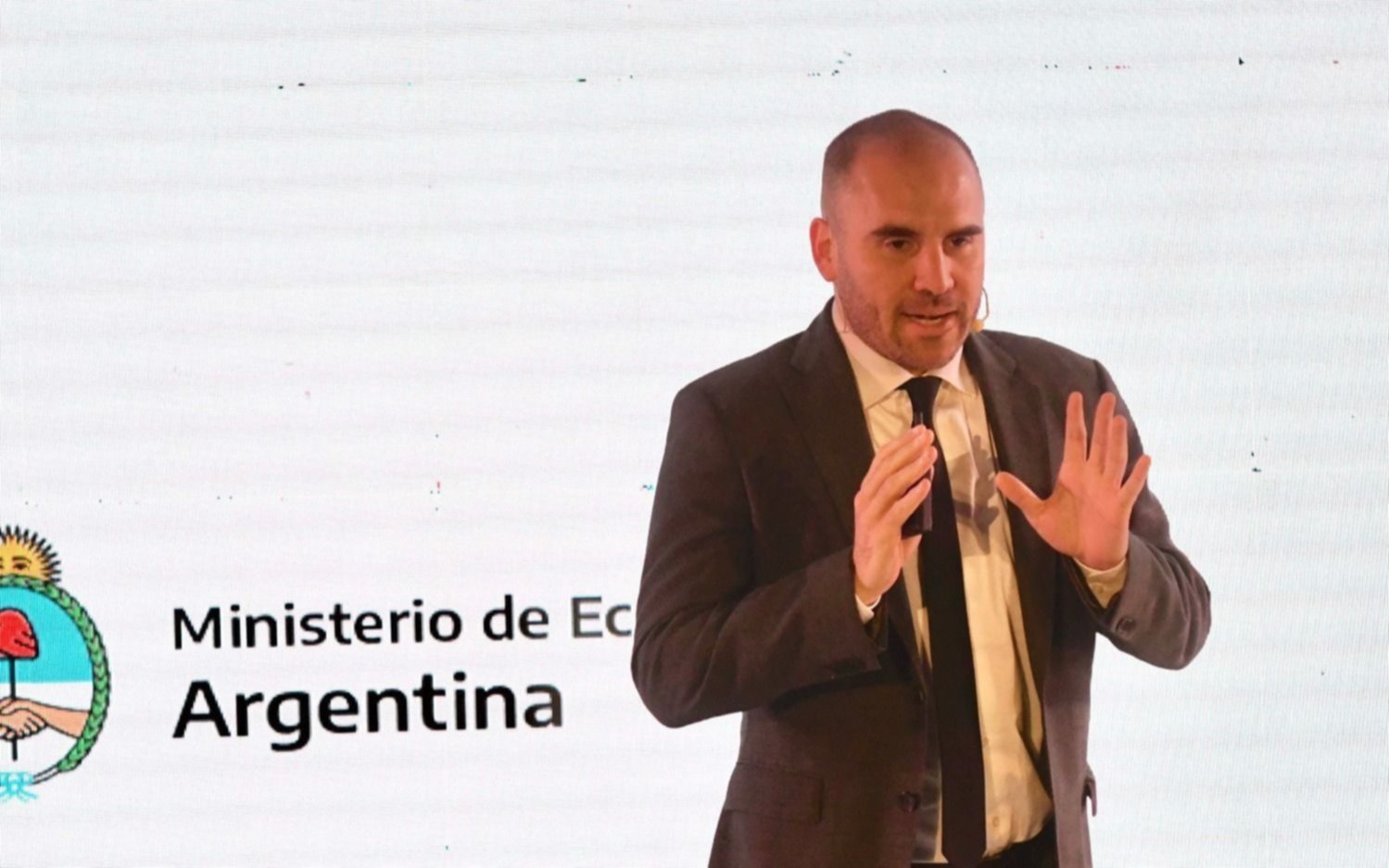 Guzmán sale otra vez al mercado para hacer frente a un vencimiento de la semana próxima