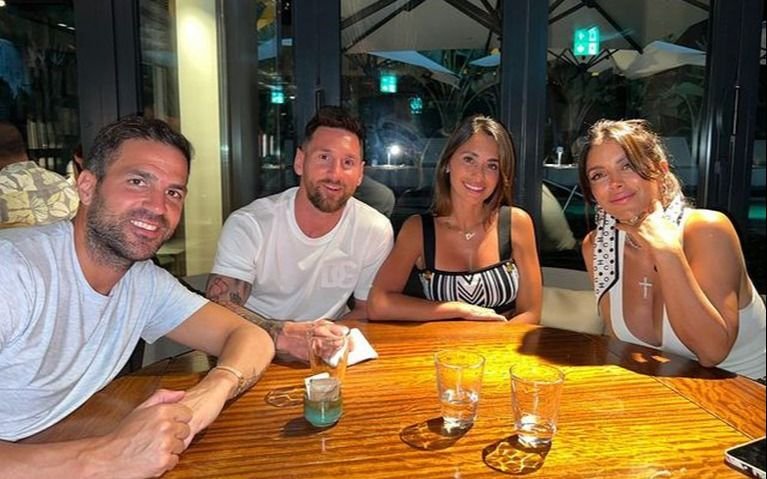 Vacaciones moviditas: Messi está en Ibiza y compartió una cena con un ex compañero de Barcelona