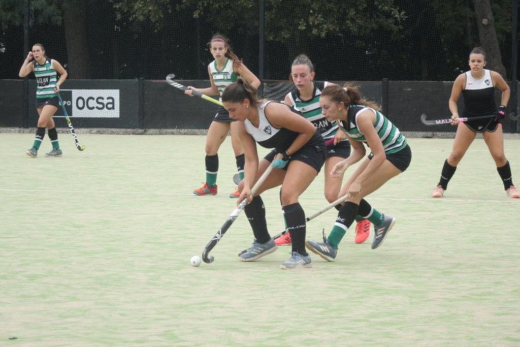 Universitario “A” y San Luis “A”, en un duelo platense de hockey