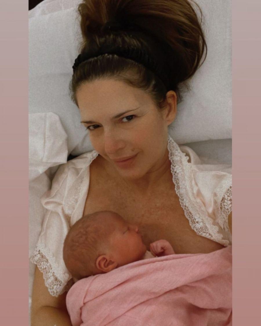 El drama de Isabel Macedo a semanas de haber dado a luz a su segunda hija