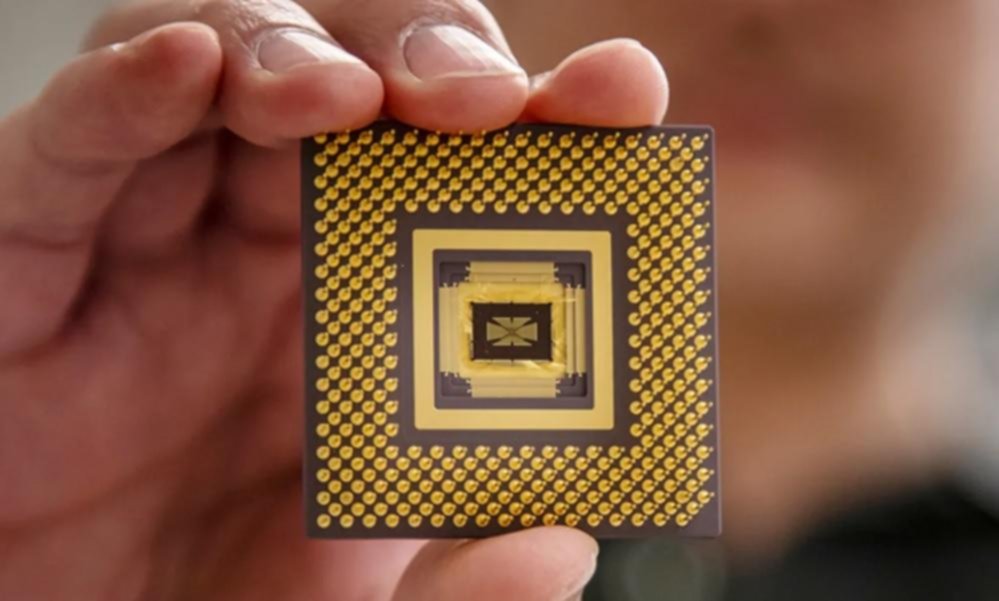 Tecnología: del transistor al “memristor”, el microchip del futuro