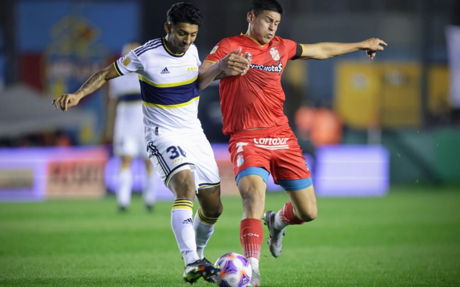 Arsenal le ganó a Boca y terminó con su invicto en Sarandí 