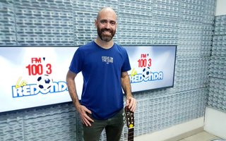 El Doctor Agustín Dettbarn trajo su música a "La Peña de Juan Pablo"
