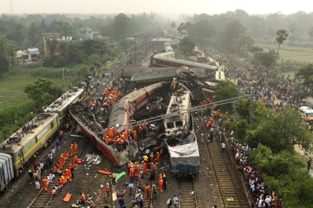 Horror en las vías: conmoción por el accidente en India