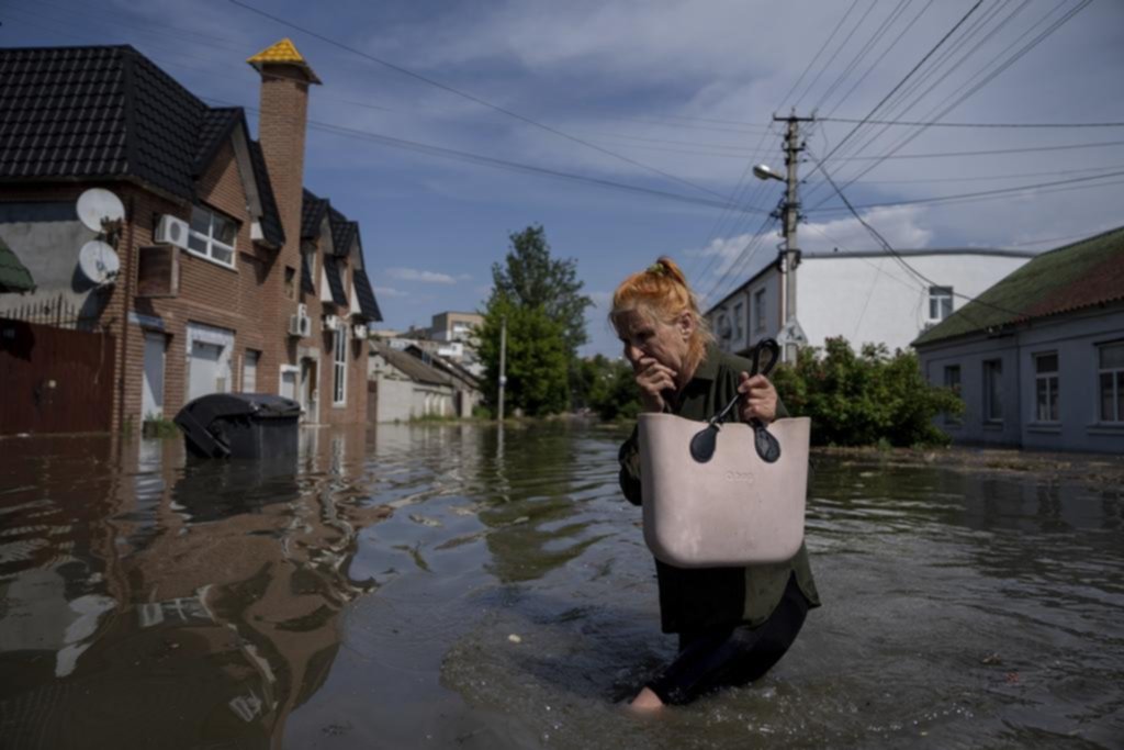 Drama por la represa: inundaciones y peligros en Ucrania
