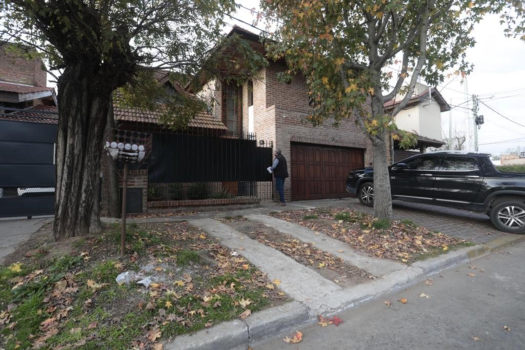 Terror en La Plata: maniataron a tres personas durante el asalto en una casa de Ringuelet