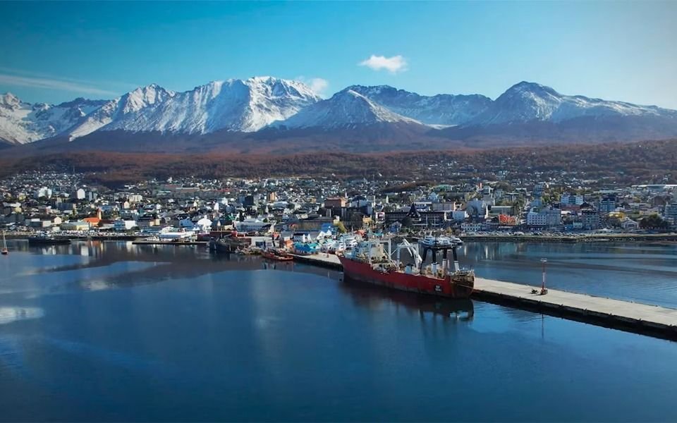 Revuelo político por el "puerto chino" en Tierra del Fuego: de qué se trata y la denuncia penal de la oposición