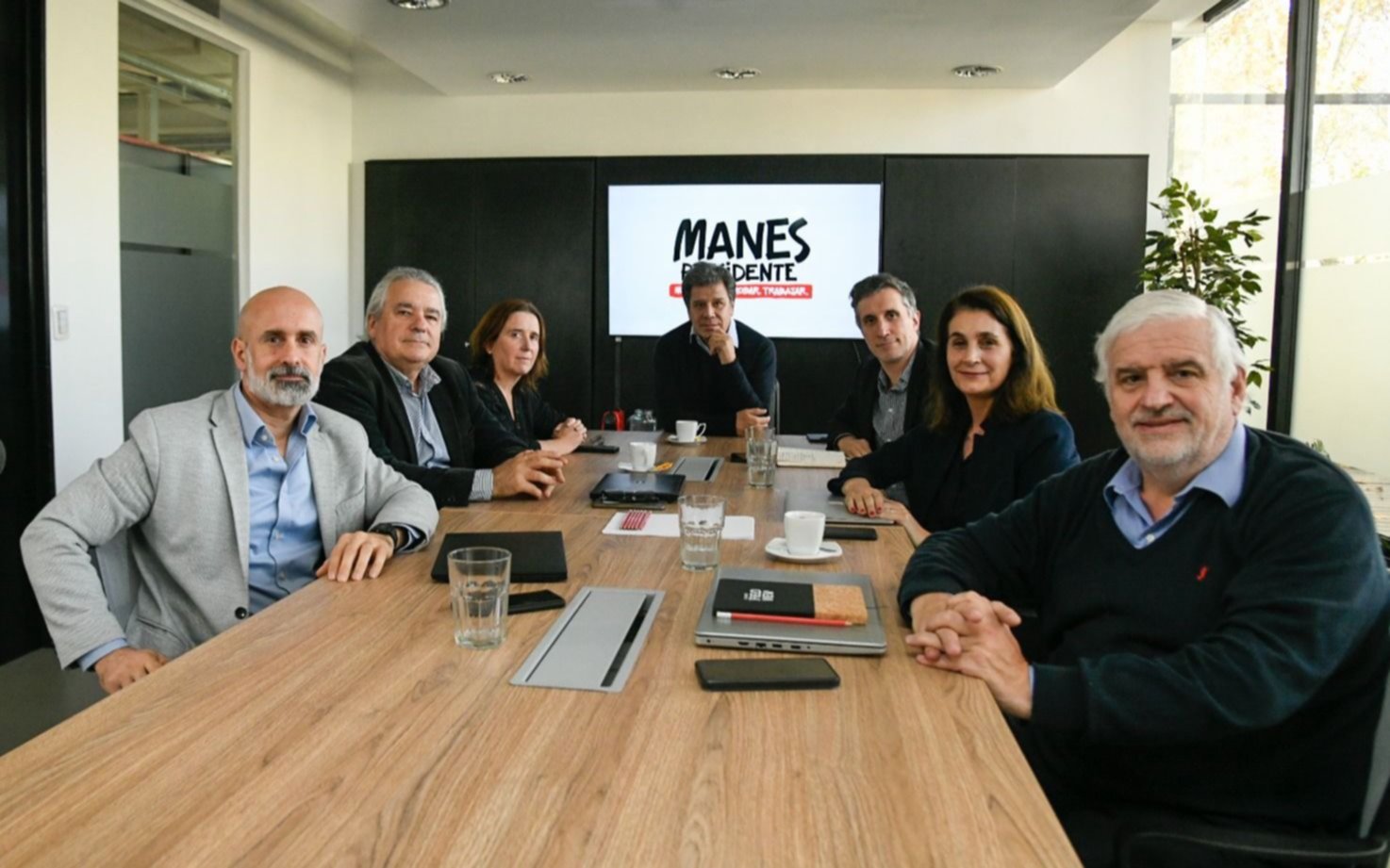 Manes presenta sus equipos técnicos de cara a las elecciones 2023