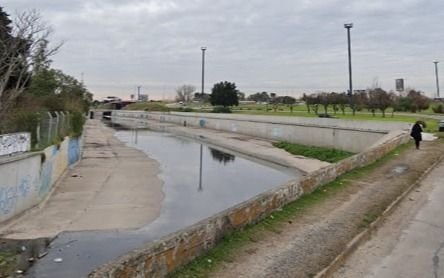 Construirán un nuevo puente sobre el arroyo Del Gato de La Plata: tendrá 3 carriles por mano