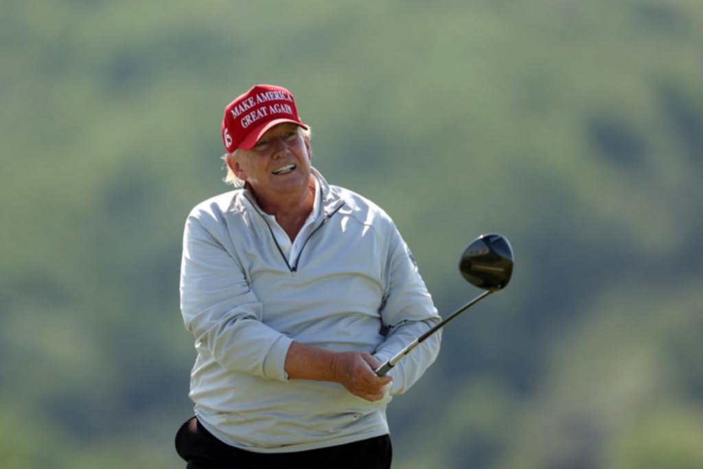 Acusaron a Trump por 37 cargos criminales