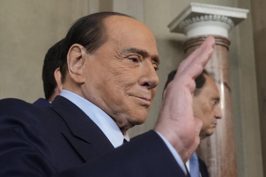 La salud de Berlusconi: otra vez hospitalizado