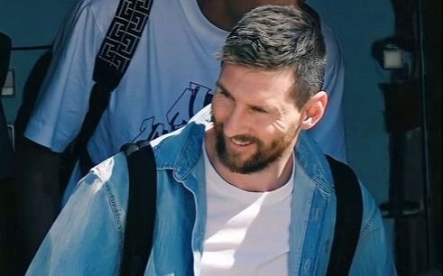Furor en China por Lionel Messi, que llegó a Beijing para los amistosos con la selección argentina