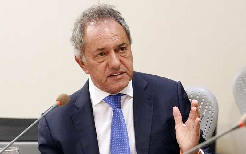 Scioli dijo que tiene "candidatos en todas las categorías" para presentar lista en las PASO