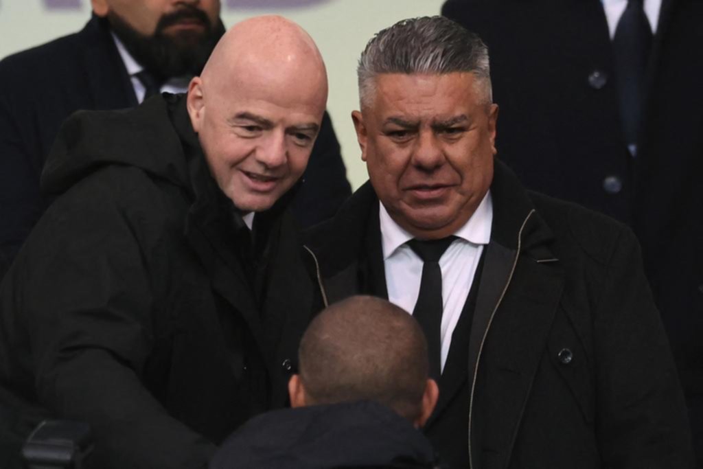 “Chiqui” Tapia recibió a Infantino para la final del Mundial Sub-20