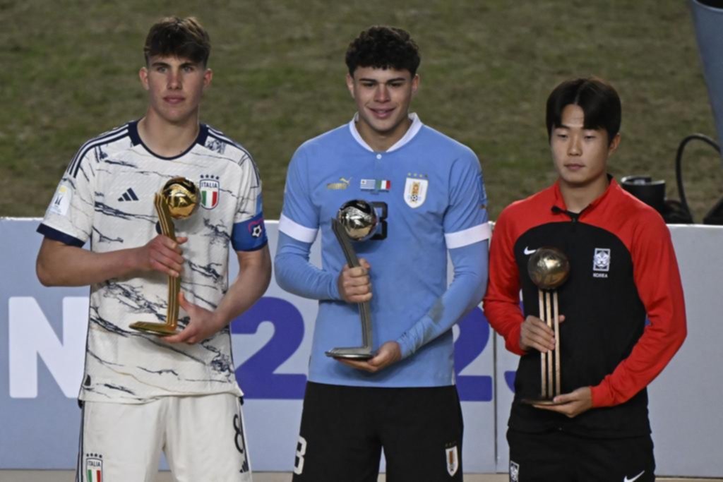 El italiano Cesare Casadei fue elegido por la FIFA como el mejor jugador del torneo