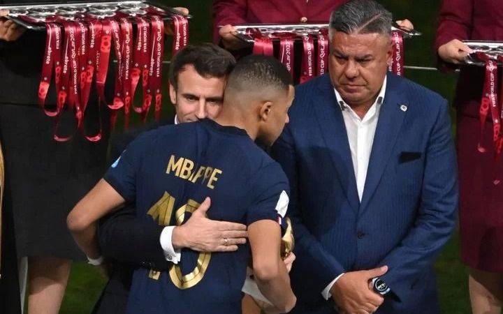 El picante tweet de "Chiqui" Tapia a Mbappé tras la consagración de Uruguay en el Sub-20: "Dijo que en Sudamérica..."