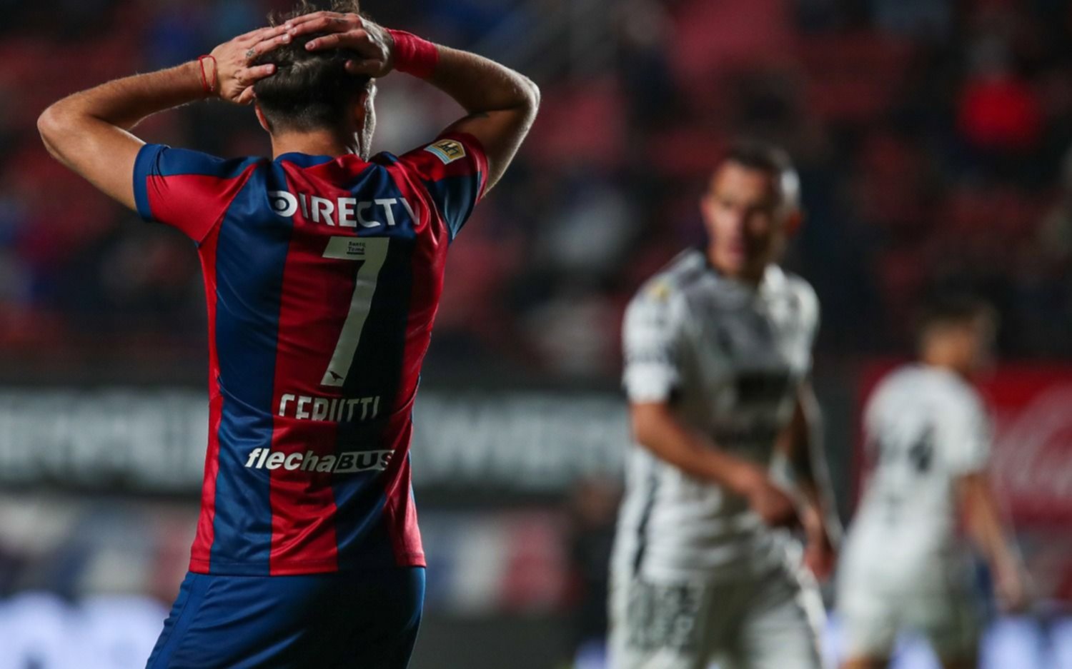 San Lorenzo igualó sin goles ante Central Córdoba y cada vez se aleja más de la punta