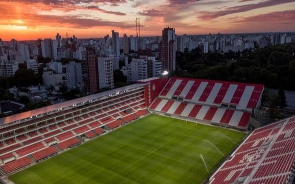 Estudiantes anunció el pago de la séptima cuota del préstamo con el Banco Itaú
