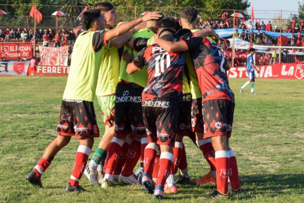 Camba, con varios cambios, apuesta a la primera victoria