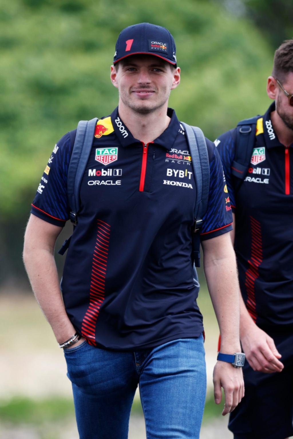 Mercedes y Ferrari quieren poner freno a Red Bull