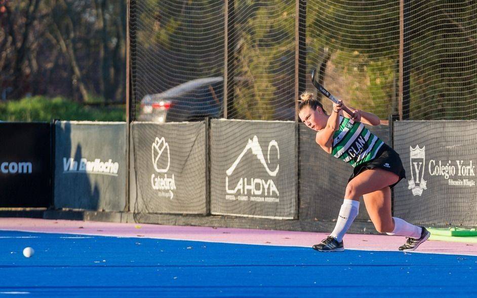 Santa Bárbara "A" sumó tres puntos de oro, en hockey femenino