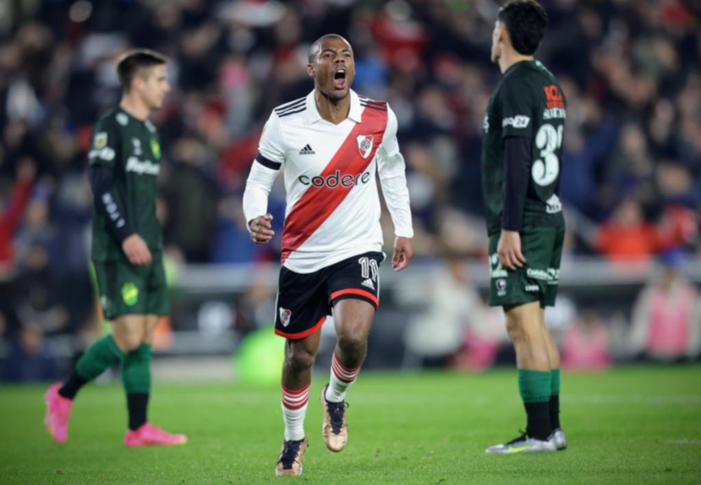 Rumbo al título River mostró su mejor versión, le ganó a Defensa y dio otro paso