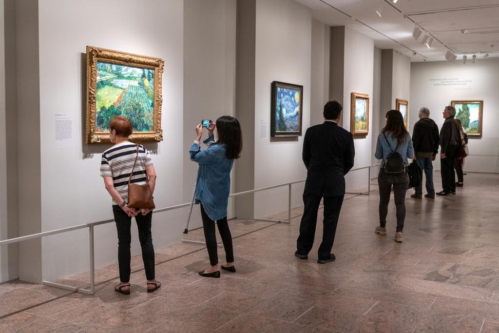 La eterna fascinación de Van Gogh por los cipreses