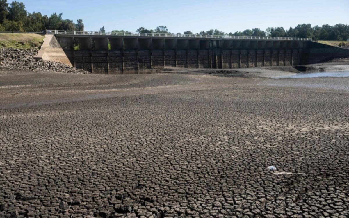 Montevideo en "emergencia hídrica" por la peor sequía en décadas