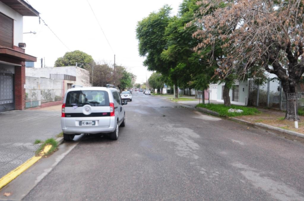 Un matrimonio sufrió una entradera en Los Hornos