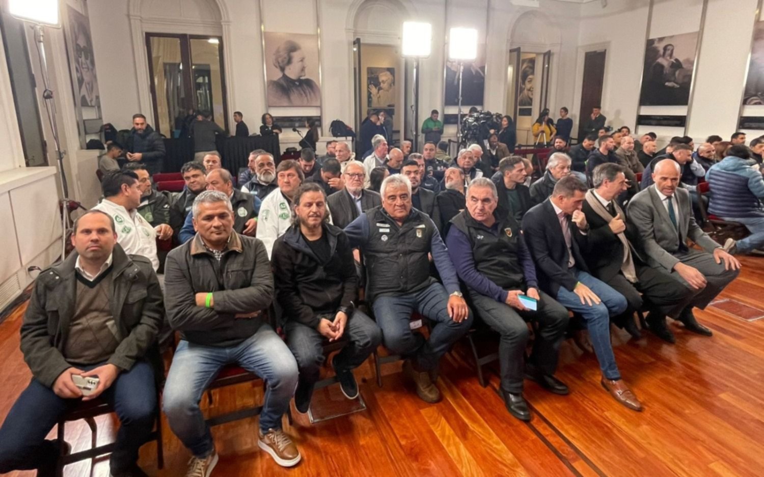 Alberto Fernández derogó un decreto referido al Puerto de Buenos Aires