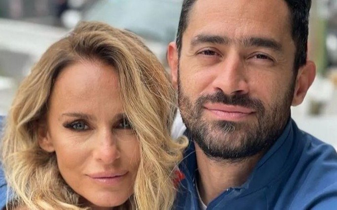 Sabrina Rojas otra vez con el Tucu López: días románticos cerca del mar  