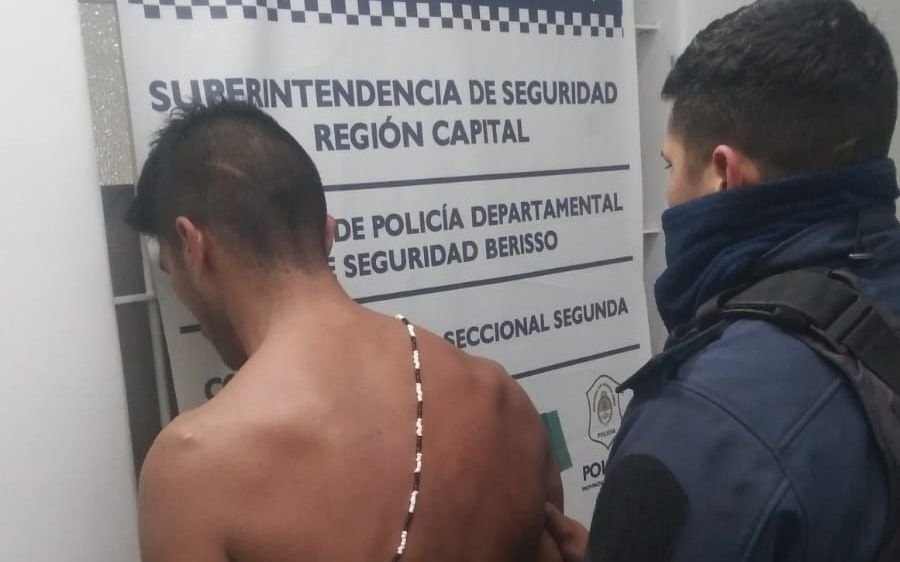 Batalla campal en Berisso terminó con varios detenidos y una menor herida