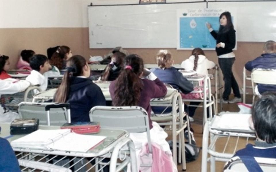Día del Trabajador del Estado: la Provincia resolvió por decreto que habrá clases en las escuelas bonaerenses