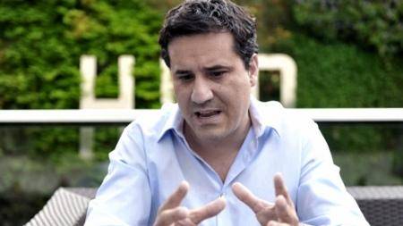 Abad, el candidato radical que militó en la Franja y es amigo de Sanz