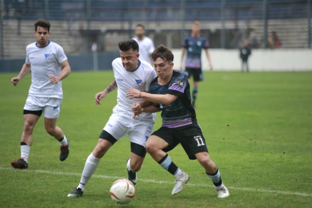 Fútbol Y Homenajes En El 110º Aniversario De La Liga Amateur 1609