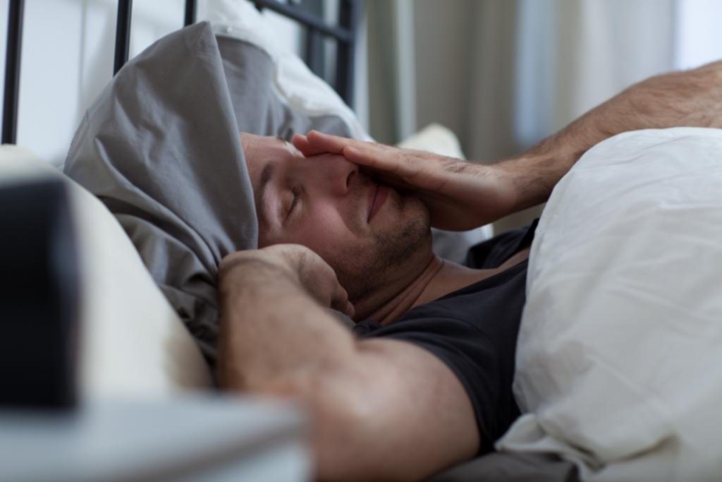 Salud: claves para poder dormir cuando la cabeza no logra frenar