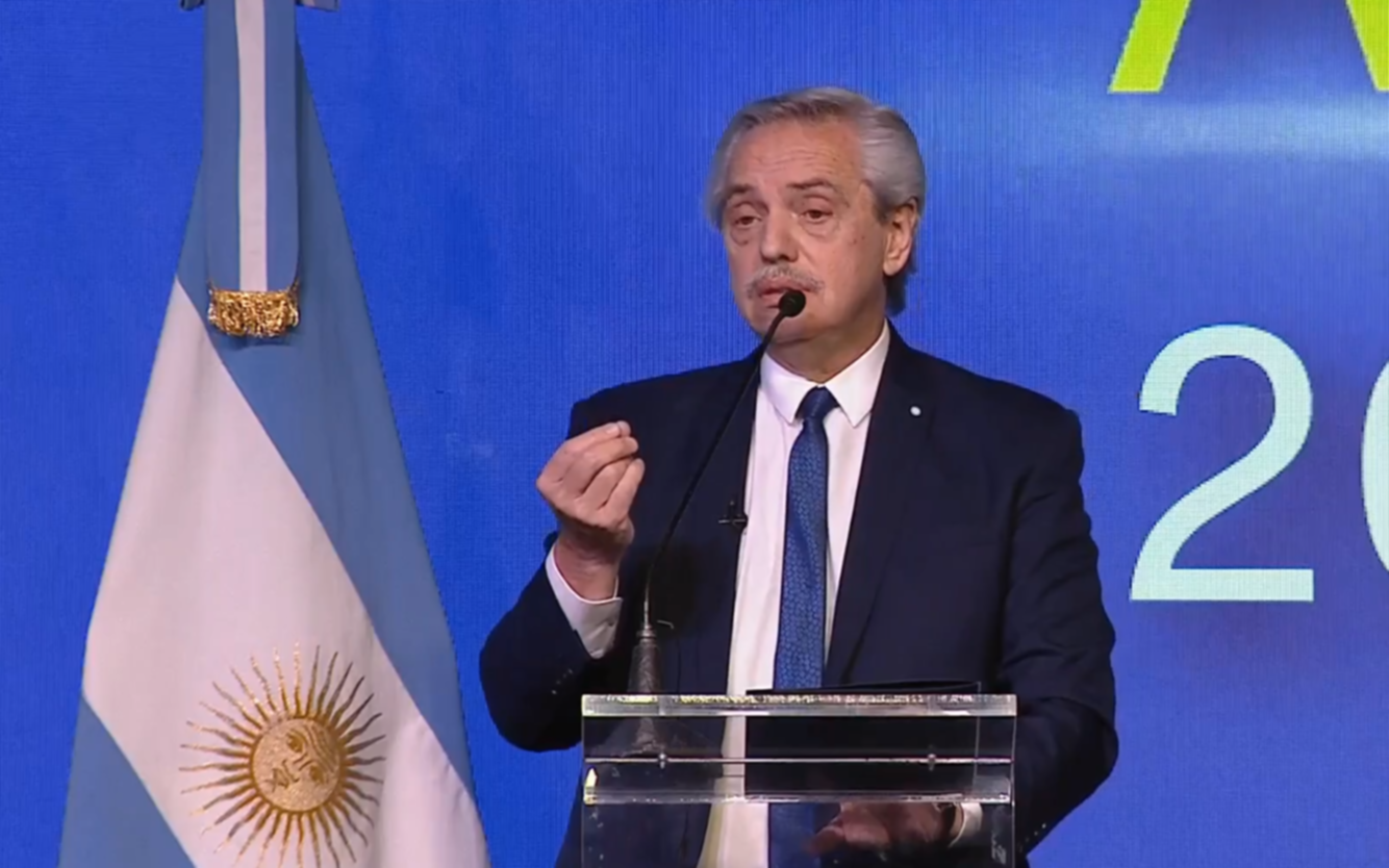 Alberto Fernández reapareció y apoyó a Massa: “el futuro presidente”