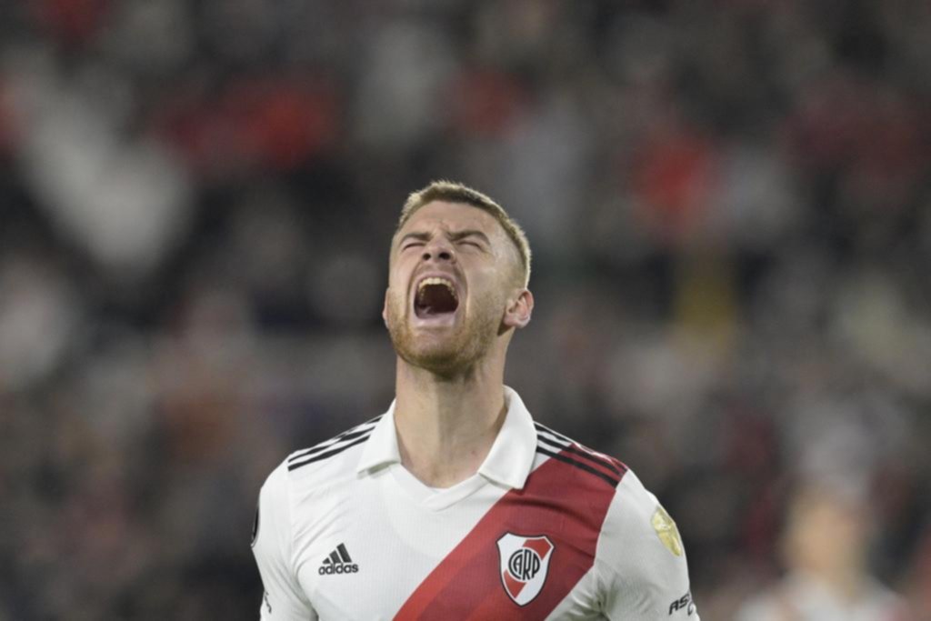 River venció a The Strongest y clasificó a octavos de la Copa