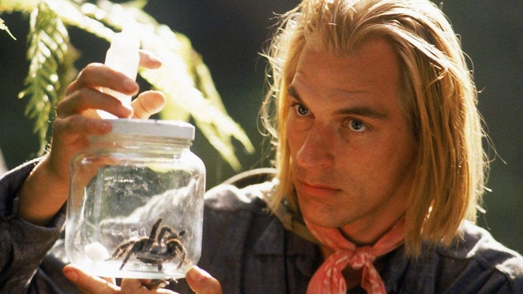 Dieron por muerto a Julian Sands, actor de “Aracnofobia”