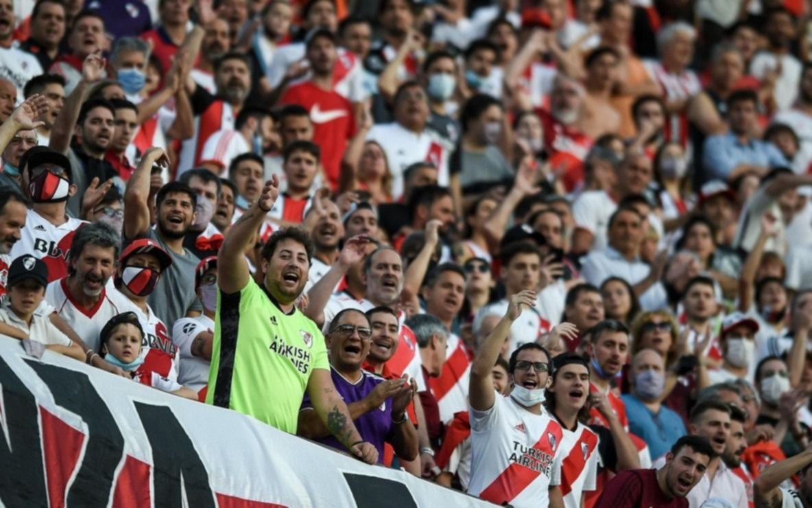 Sanción, multa económica y advertencia: la dura decisión de CONMEBOL a River por hechos de racismo