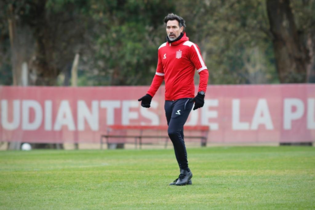 Estudiantes y un último ensayo cargado de definiciones