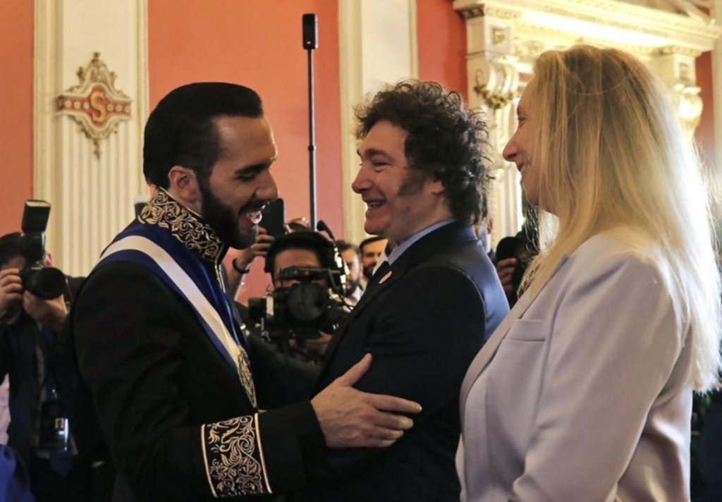 Milei junto a Bukele: y el gesto del Rey tras la tensión